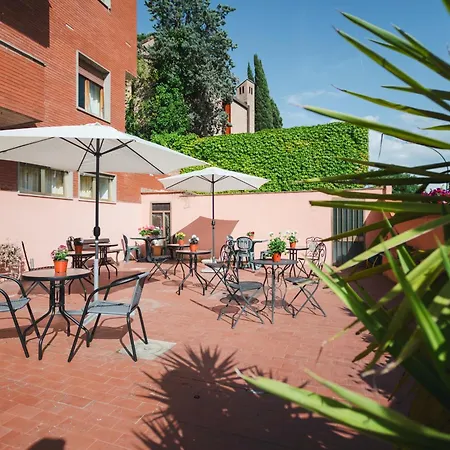Hotel Vico Alto 3*